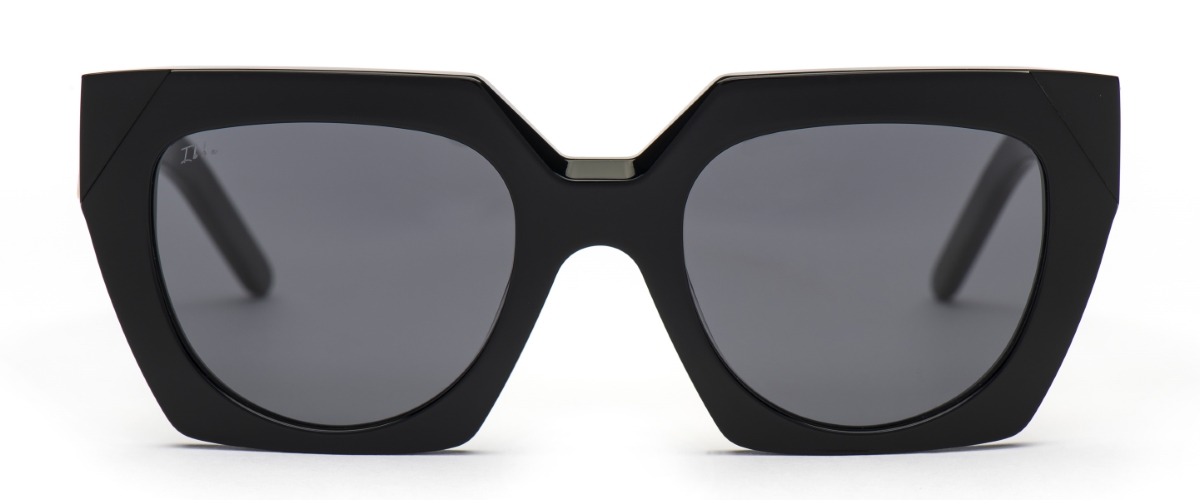 Black frame with Grey lens